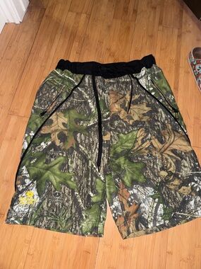 Mossy Oak Men's Camouflage Athletic Shorts - Green/Brown/Black